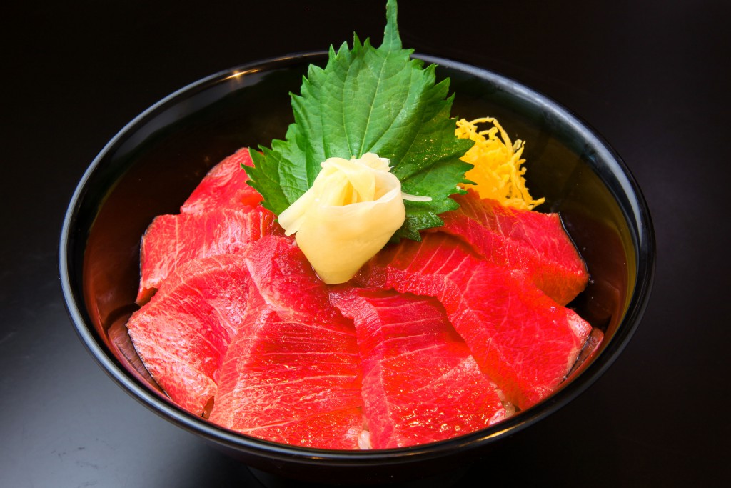 本まぐろ中トロ丼 | 焼津市魚仲水産加工業協同組合 本まぐろ中トロ丼 | 焼津市魚仲水産加工業協同組合