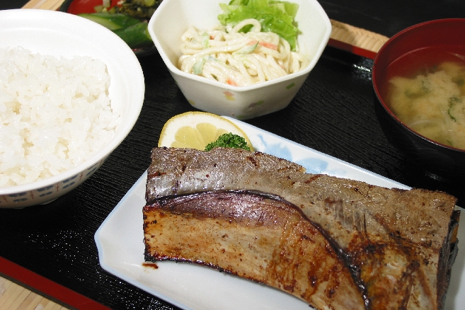 焼き マグロ カマ